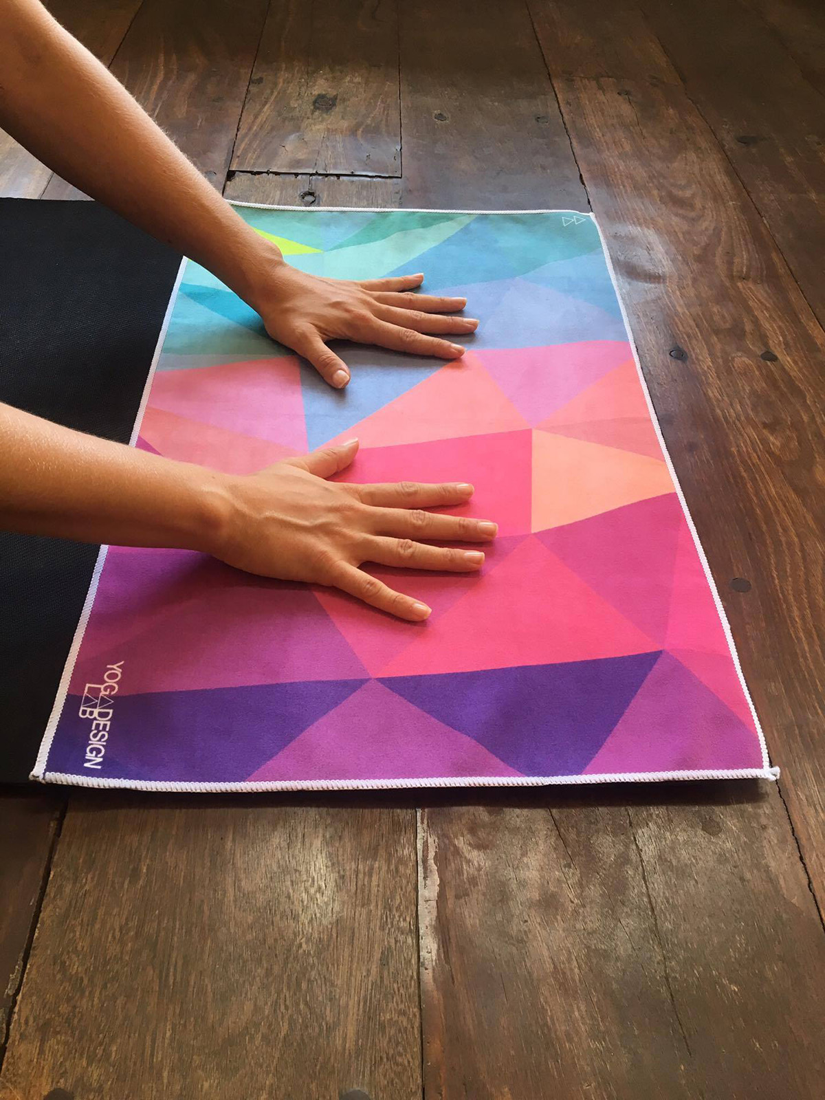 Yoga Design Lab Hand Towel Geo | Ručníky na jógu YogaGuru.cz