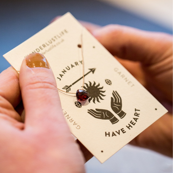 Kolekce šperků s granátem