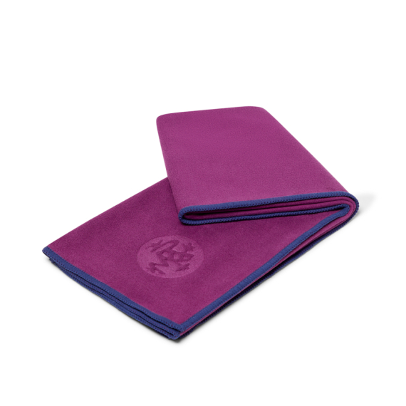 Malý jógový ručník Manduka eQua® Hand Towel Purple Lotus