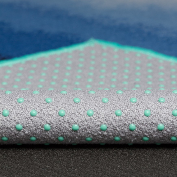 Velký ručník na jógu se silikononovými body Manduka yogitoes® Waterfall Midnight