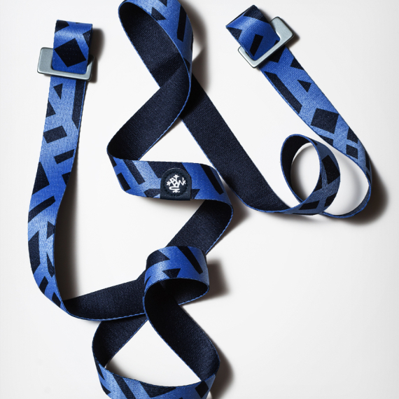 Popruh na jogamatku Manduka Go Move Clarity in Chaos