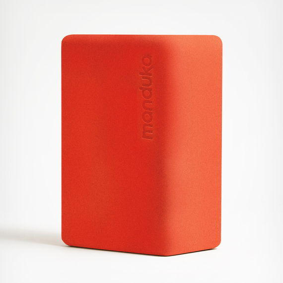 Bloček na jógu Manduka Foam Block Arise