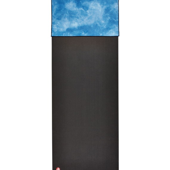 Malý jógový ručník Manduka eQua® Hand Towel Camo Blue Tie Dye