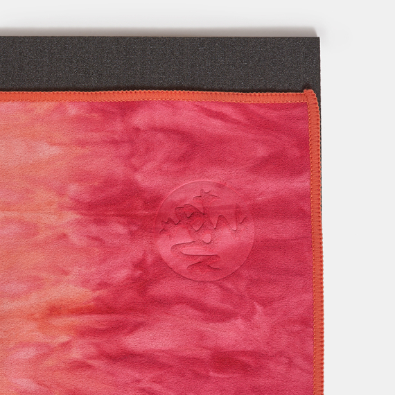 Malý jógový ručník Manduka eQua® Hand Towel Dye Hermosa