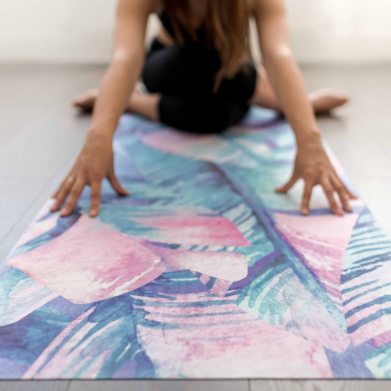 Cestovní designová jogamatka Yoga Design Lab Travel Mat Tropika