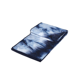 Velký jógový ručník Manduka eQua® Mat Towel Camo Navy Tie Dye