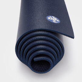 Podložka na jógu Manduka PRO® 6 mm – Midnight Moon