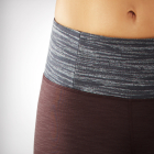 Tříčtvrteční legíny  Manduka Essential Capri Legging Raisin