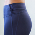 Dlouhé legíny Manduka Cross Back Crop Legging Dusk Blue