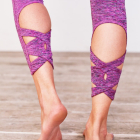 Dlouhé legíny Manduka Cross Back Crop Legging Orchid Melange