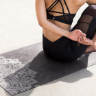 Designová jogamatka Yoga Design Lab Combo Mat 5,5 mm Mandala Black