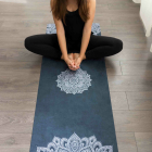 Cestovní designová jogamatka Yoga Design Lab Travel Mat 1 mm Mandala Sapphire