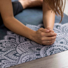 Cestovní designová jogamatka Yoga Design Lab Travel Mat 1 mm Mandala Sapphire