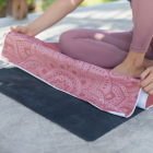 Ručník na jógu Yoga Design Lab Mat Towel Mandala Ginger