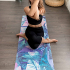 Designová jogamatka Yoga Design Lab Combo Mat Tropika