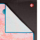 Velký ručník na jógu se silikononovými body Manduka yogitoes® Paper Landscape